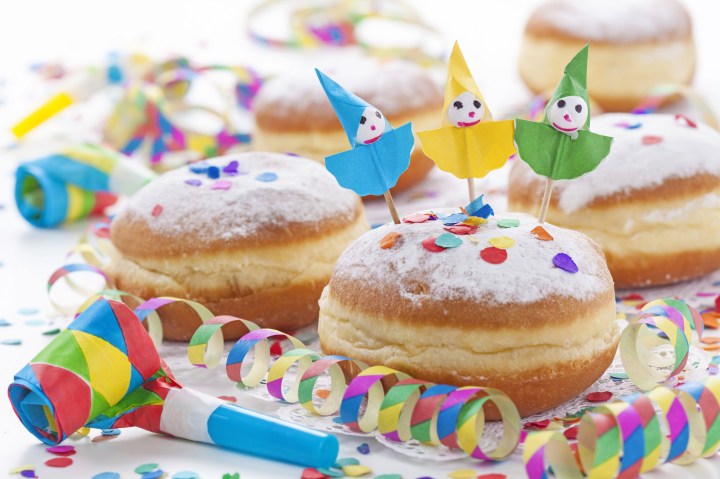 Wenn Eiskönigin Elsa mit dem Joker flirtet, und Wonder Woman Graf Dracula datet.. dann ist&nbsp;Fasching!